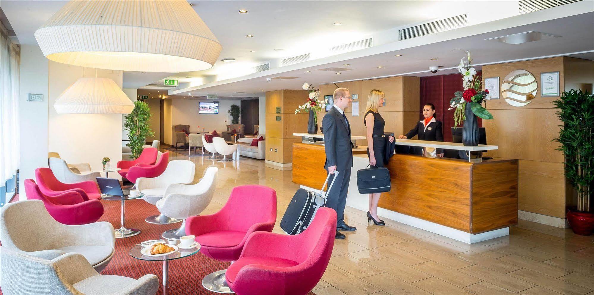 The Address Citywest Eksteriør billede