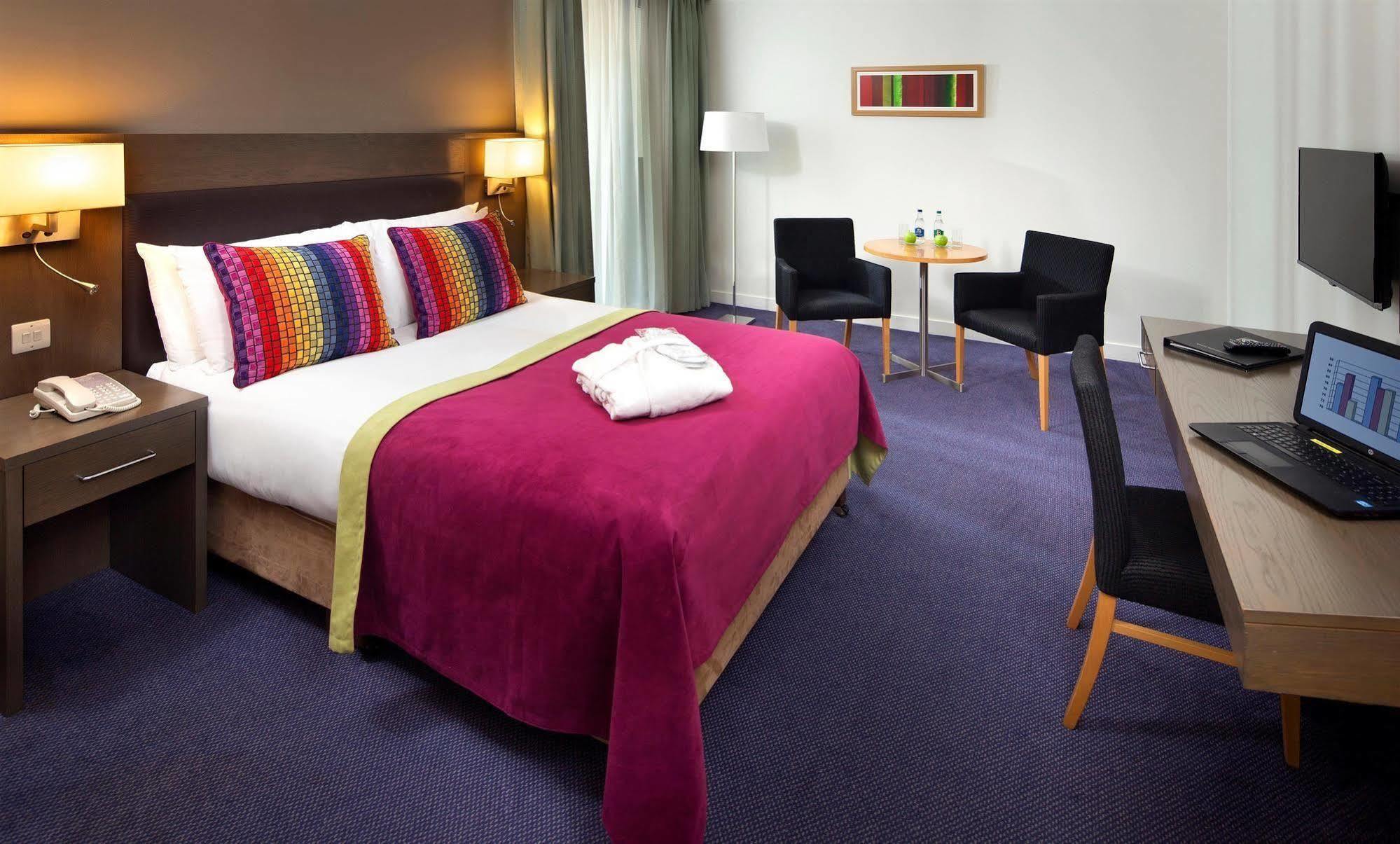 The Address Citywest Eksteriør billede